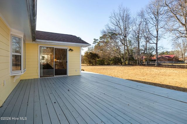 3616 Sunny Drive, Morehead City, NC 28557