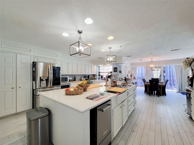 6235 Rolling Water Drive, Houston, TX 77069