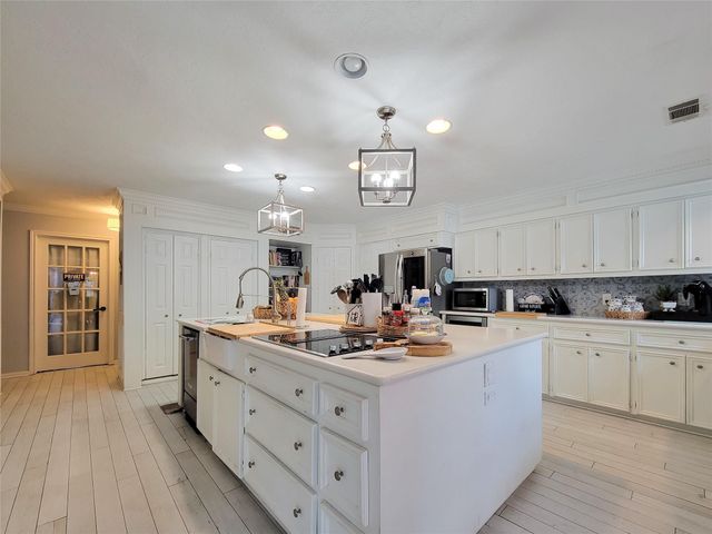 6235 Rolling Water Drive, Houston, TX 77069