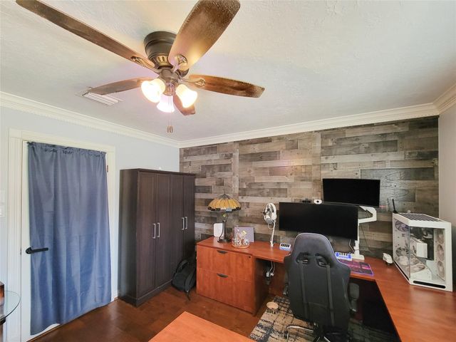 6235 Rolling Water Drive, Houston, TX 77069