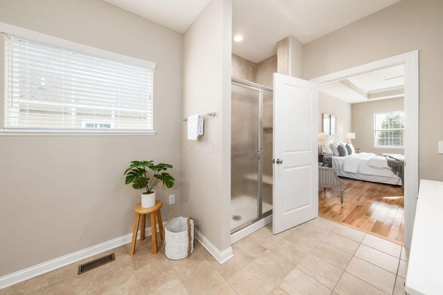 5523 Ballantrae Woods Drive, Dublin, OH 43016