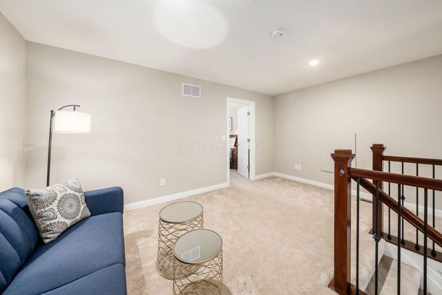 5523 Ballantrae Woods Drive, Dublin, OH 43016