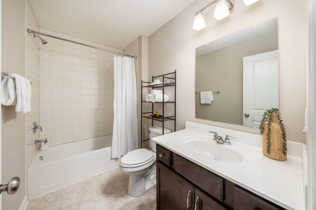 5523 Ballantrae Woods Drive, Dublin, OH 43016