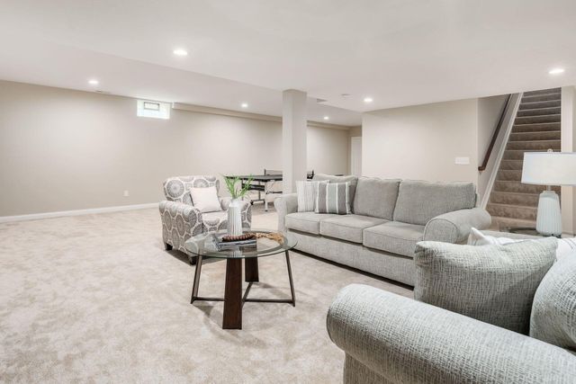 5523 Ballantrae Woods Drive, Dublin, OH 43016