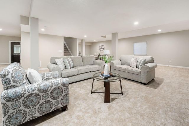 5523 Ballantrae Woods Drive, Dublin, OH 43016