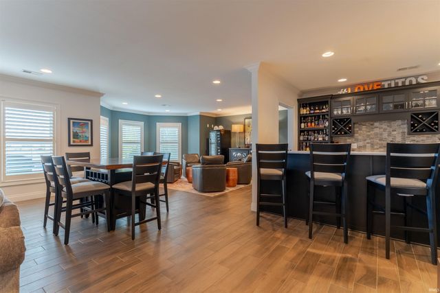 8560 Angel Drive, Newburgh, IN 47630