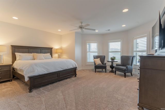 8560 Angel Drive, Newburgh, IN 47630