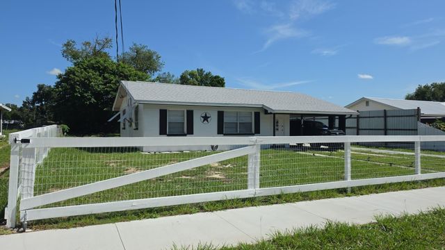 114 ANARECE AVENUE, Auburndale, FL 33823