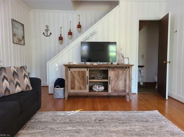 215 66th ST, Virginia Beach, VA 23451