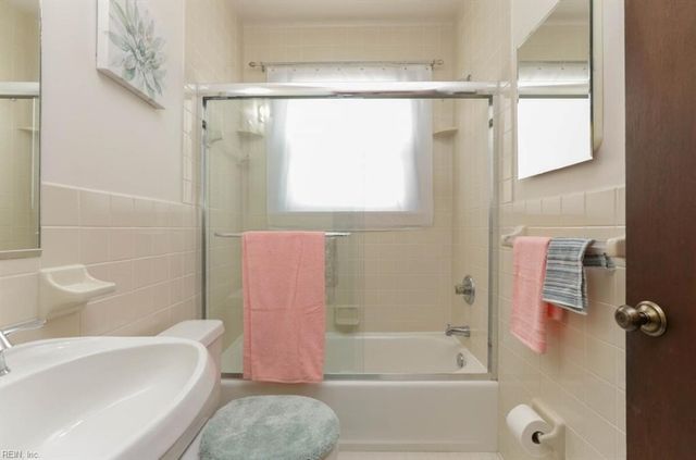 215 66th ST, Virginia Beach, VA 23451
