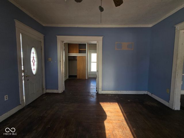 2030 S 8th Street, Terre Haute, IN 47802