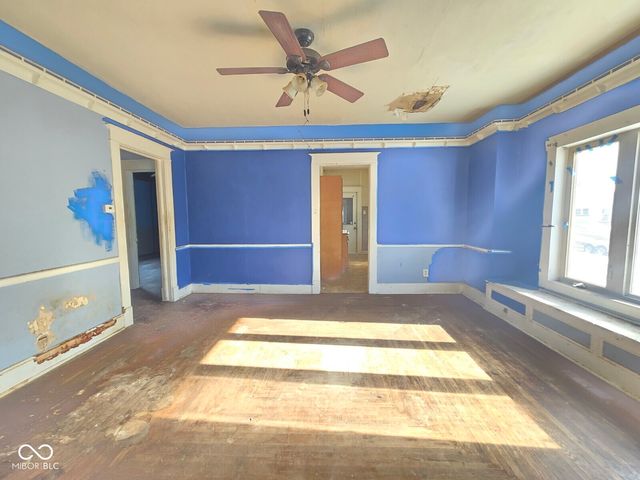 2030 S 8th Street, Terre Haute, IN 47802