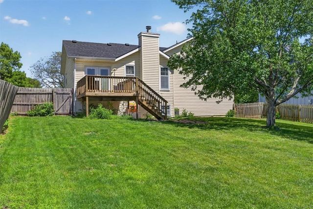 17 NW 102nd Terrace, Kansas City, MO 64155