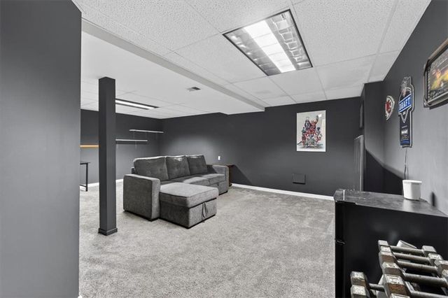 17 NW 102nd Terrace, Kansas City, MO 64155