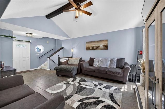 17 NW 102nd Terrace, Kansas City, MO 64155