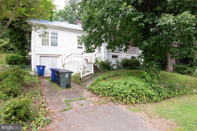 4003 VACATION LN, Arlington, VA 22207