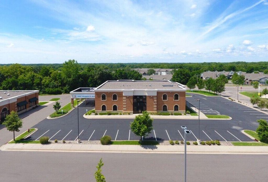 2850 Cutters Grove Avenue Suite 207, Anoka, MN 55303 — exterior