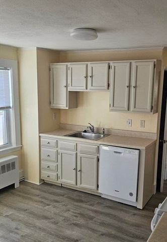 22 Endicott St. 3, Norwood, MA 02062