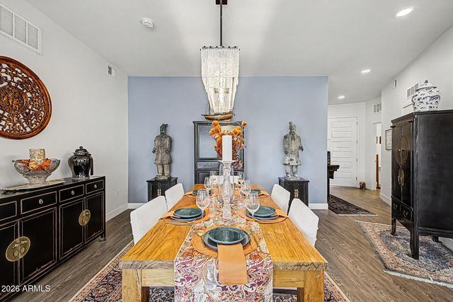 7300 E EARLL Drive 2013, Scottsdale, AZ 85251