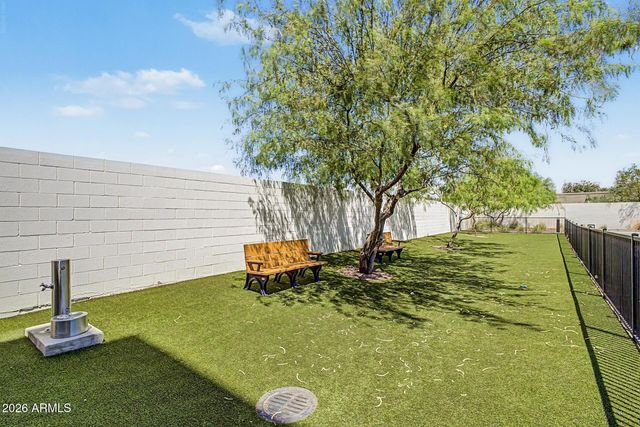 7300 E EARLL Drive 2013, Scottsdale, AZ 85251