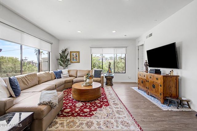 7300 E EARLL Drive 2013, Scottsdale, AZ 85251