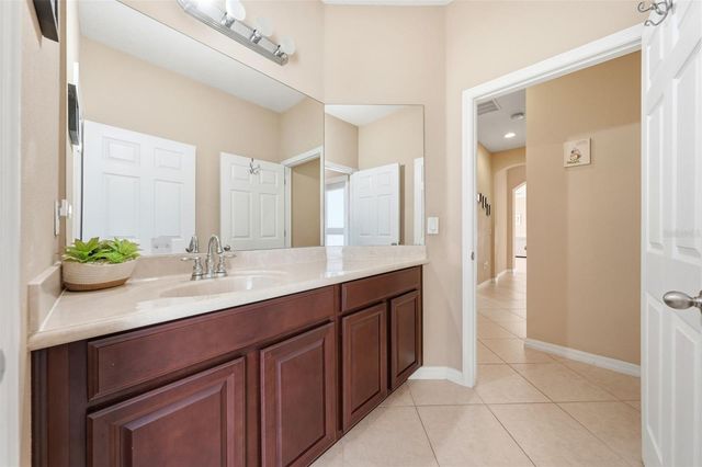 979 COUNTS CREST CIRCLE, Apopka, FL 32712