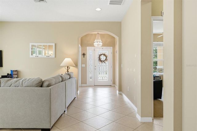 979 COUNTS CREST CIRCLE, Apopka, FL 32712