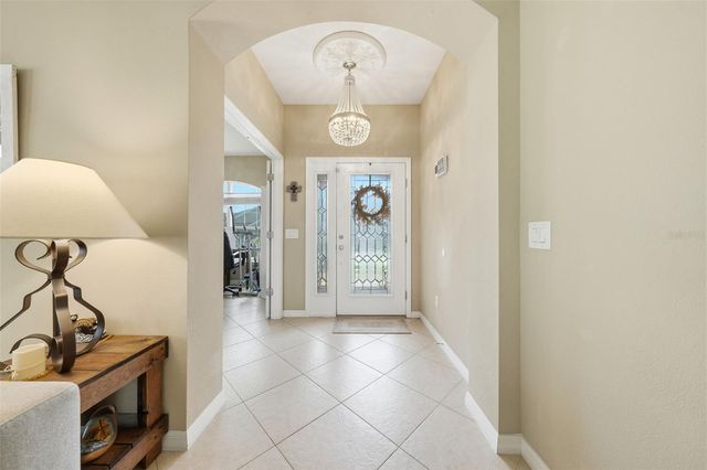 979 COUNTS CREST CIRCLE, Apopka, FL 32712