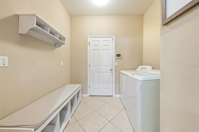 979 COUNTS CREST CIRCLE, Apopka, FL 32712