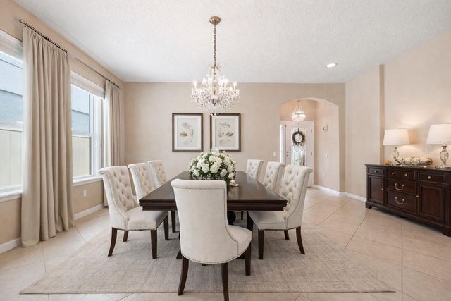 979 COUNTS CREST CIRCLE, Apopka, FL 32712