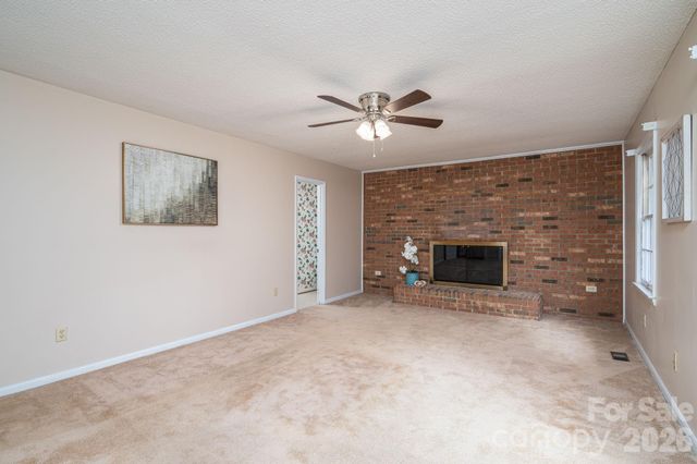 2302 Lowell Bethesda Road, Gastonia, NC 28056
