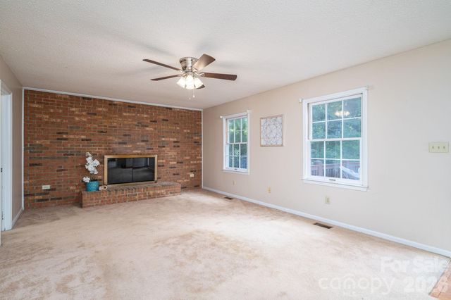 2302 Lowell Bethesda Road, Gastonia, NC 28056