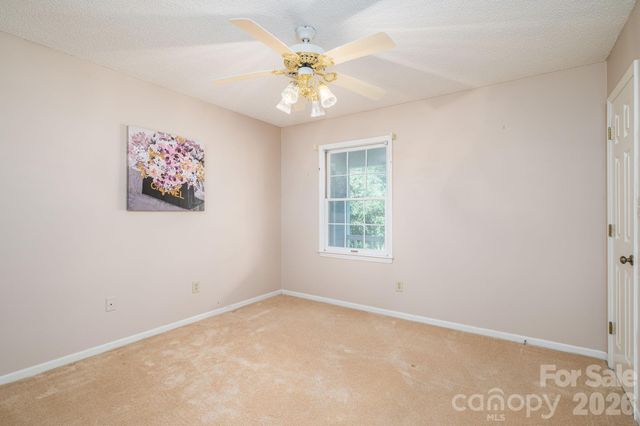 2302 Lowell Bethesda Road, Gastonia, NC 28056