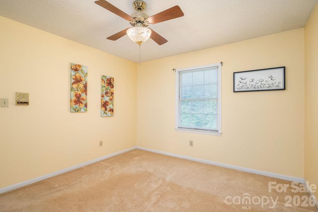 2302 Lowell Bethesda Road, Gastonia, NC 28056