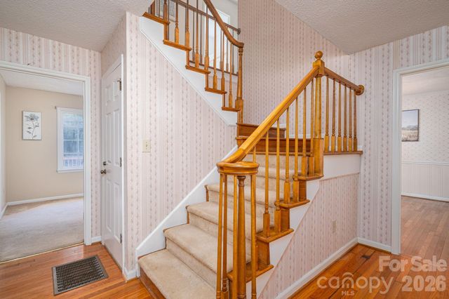 2302 Lowell Bethesda Road, Gastonia, NC 28056