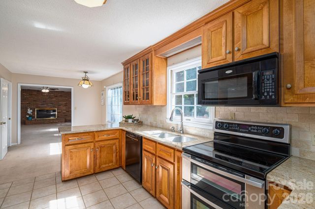 2302 Lowell Bethesda Road, Gastonia, NC 28056