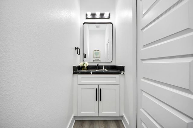 8533 Amadwe Street B, Houston, TX 77051