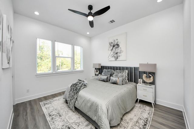 8533 Amadwe Street B, Houston, TX 77051