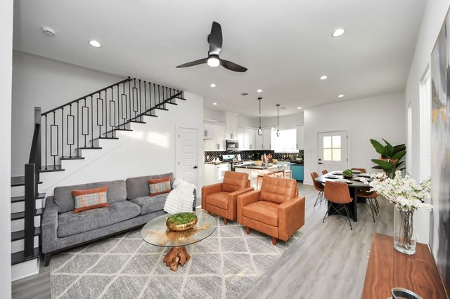 8533 Amadwe Street B, Houston, TX 77051