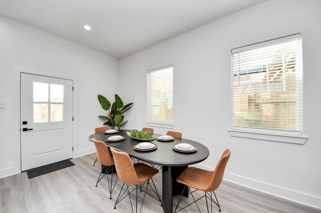 8533 Amadwe Street B, Houston, TX 77051