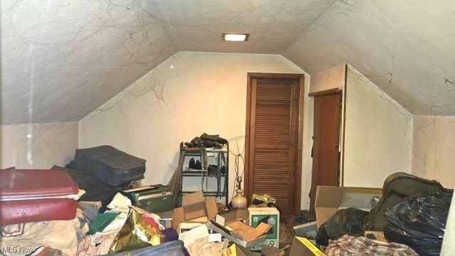 3221 W 56th Street, Cleveland, OH 44102