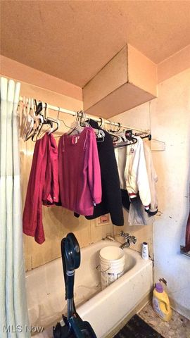 3221 W 56th Street, Cleveland, OH 44102