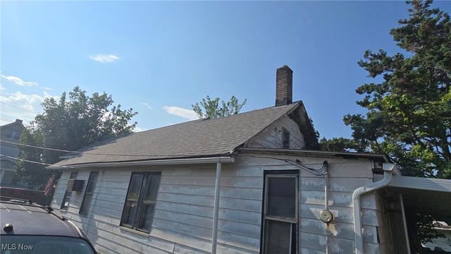 3221 W 56th Street, Cleveland, OH 44102