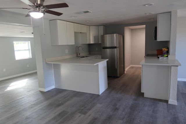 5712 BAY BOULEVARD, Port Richey, FL 34668