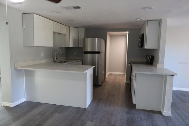 5712 BAY BOULEVARD, Port Richey, FL 34668