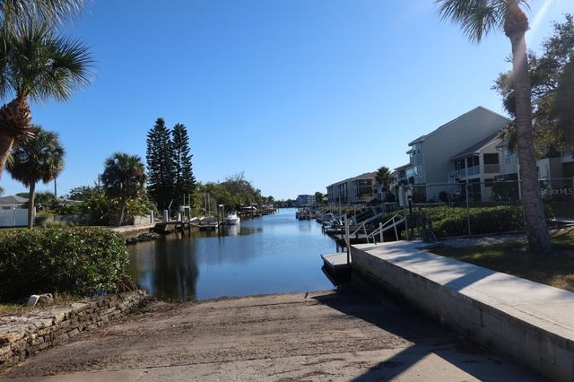 5712 BAY BOULEVARD, Port Richey, FL 34668