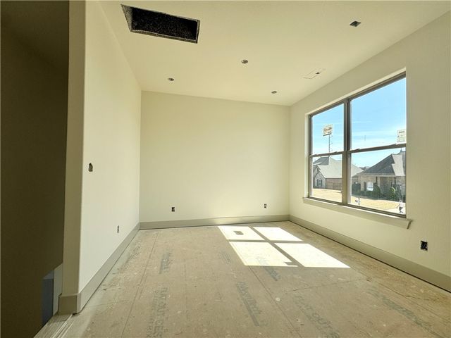 3605 W Laney Street, Rogers, AR 72758