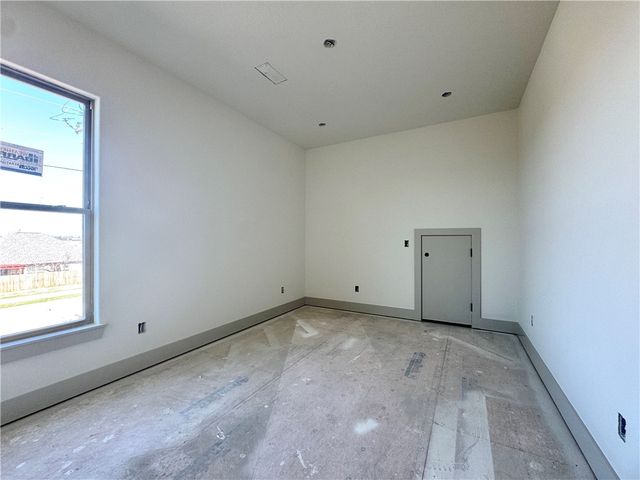 3605 W Laney Street, Rogers, AR 72758