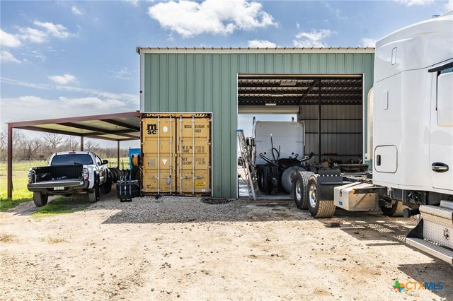 1758 Ilka Switch, Seguin, TX 78155