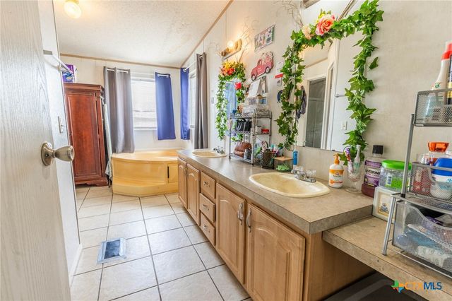 1758 Ilka Switch, Seguin, TX 78155